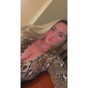 Meet your Posher, Helene